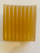 Load image into Gallery viewer, Hemp and Honey Soap