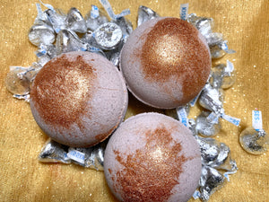 Cozy CoCo Bath Bomb